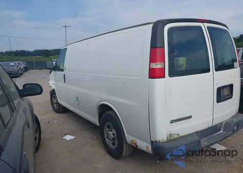 2007 Chevrolet Express Work Van z USA, uszkodzony, nr VIN 1GCFG15X371214485